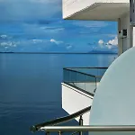 Salty Breeze Sea View Appartement Sarandë