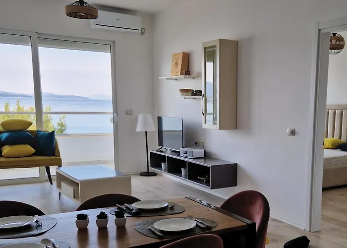 Salty Breeze Sea View Διαμέρισμα