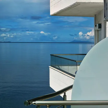 Salty Breeze Sea View Apartment Sarande