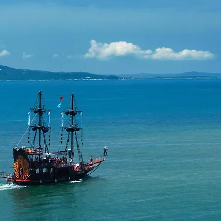 Salty Breeze Sea View Apartment