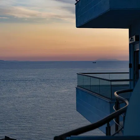 Salty Breeze Sea View * Sarandë