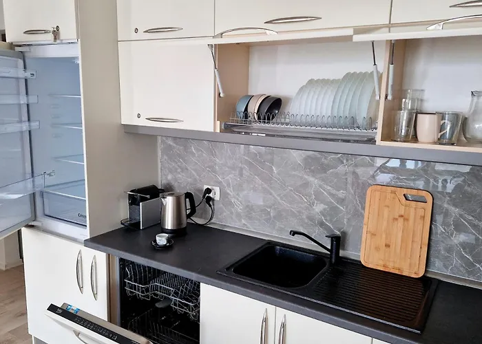 Salty Breeze Sea View Apartment